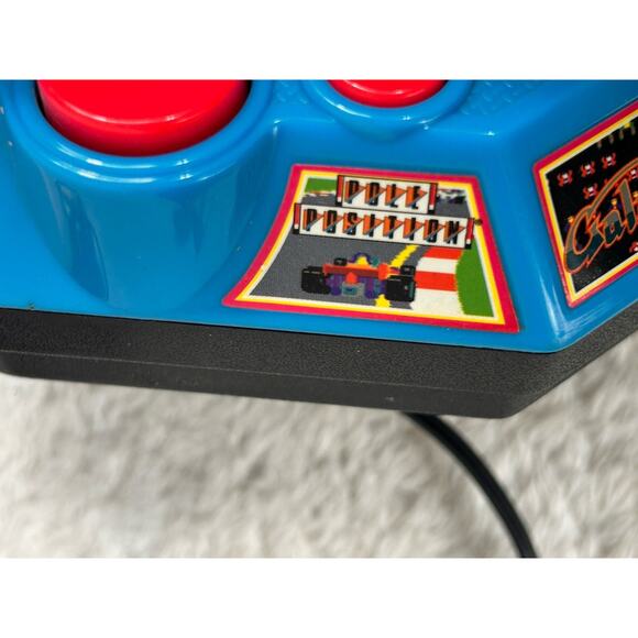 Ms. Pac-Man 5 in 1 Plug and Play 2004 Jakks Pacific TV Namco Game TESTED - Picture 9 of 10